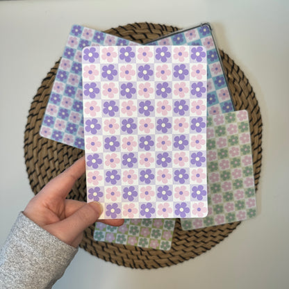 Light Purple and Pink Checkerboard Floral Insert